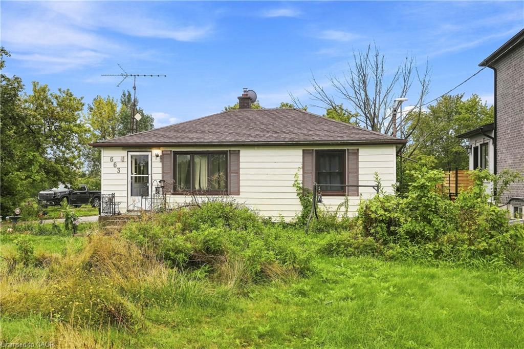 663 Ridge Road W Property Photo 1