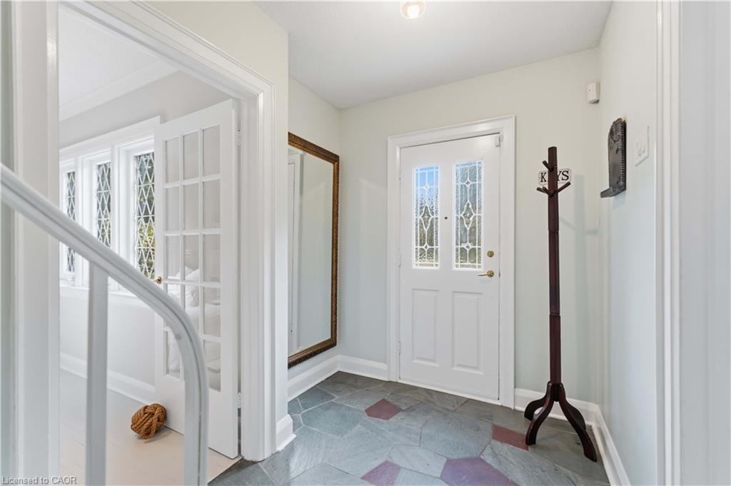 1537 Gregory Road Property Photo 7