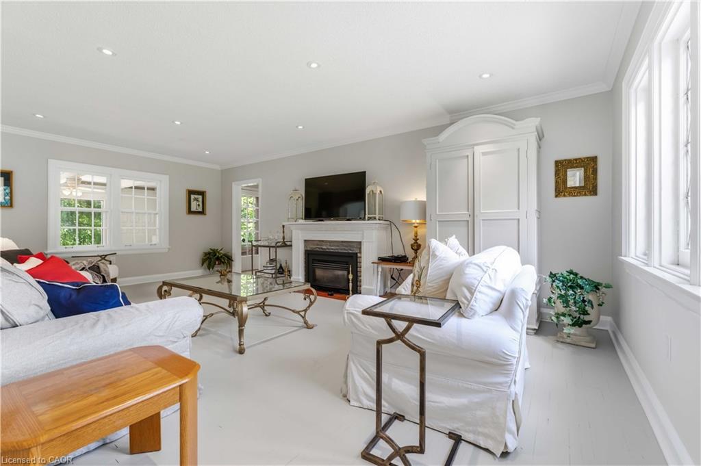 1537 Gregory Road Property Photo 10