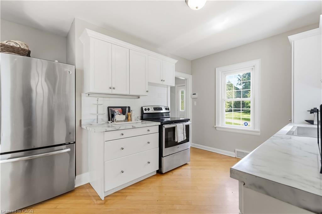 1537 Gregory Road Property Photo 17