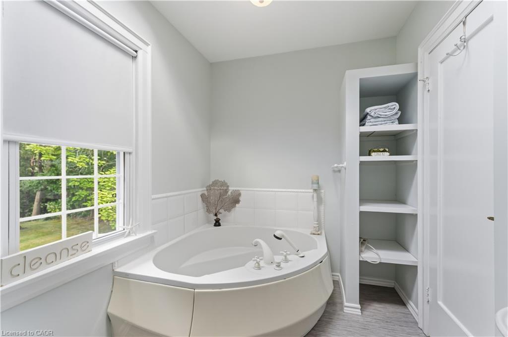 1537 Gregory Road Property Photo 29