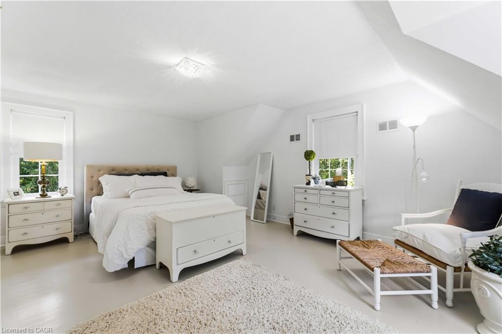 1537 Gregory Road Property Photo 32