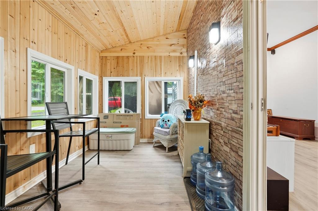 8-334 Rattlesnake Road Property Photo 2