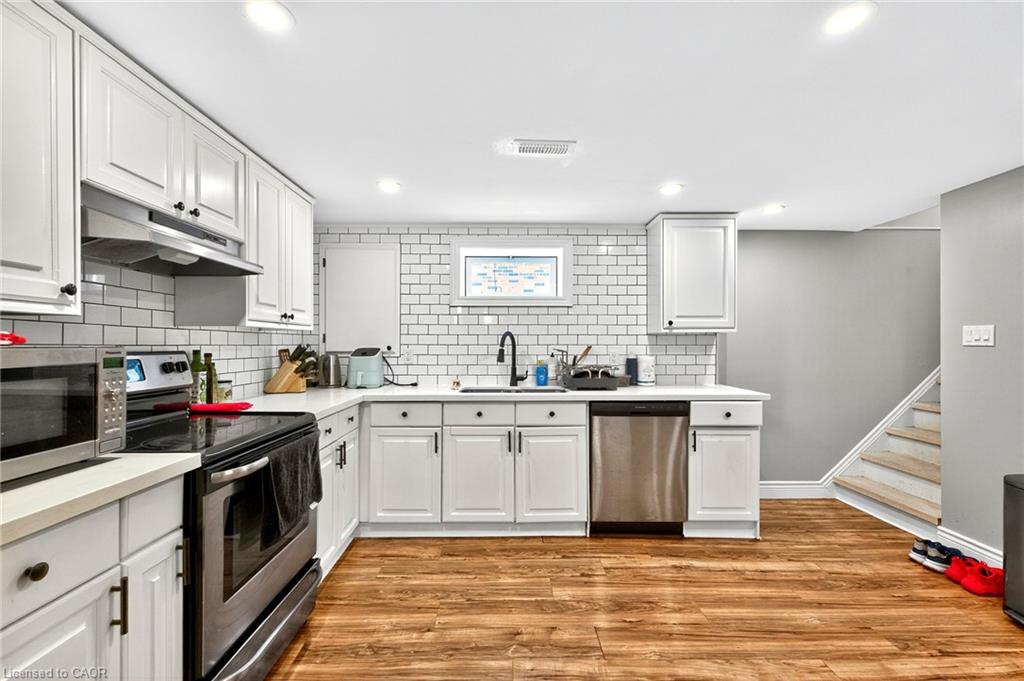 312 East 45th Street Property Photo 4