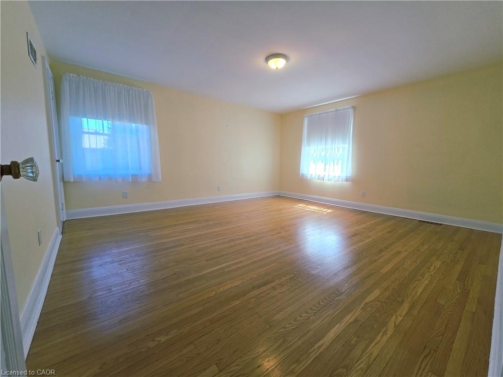 2047 James Street Property Photo 12