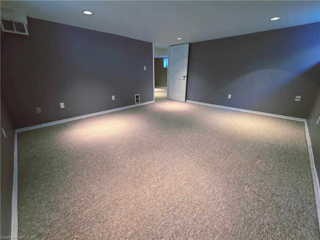 2047 James Street Property Photo 18