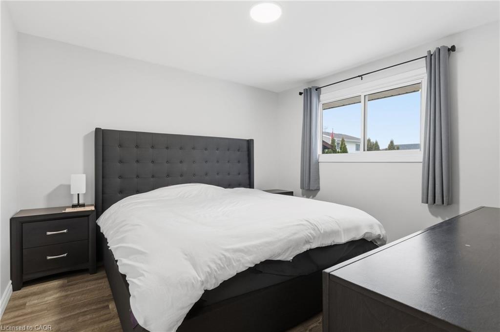 27 Blenheim Drive Property Photo 14