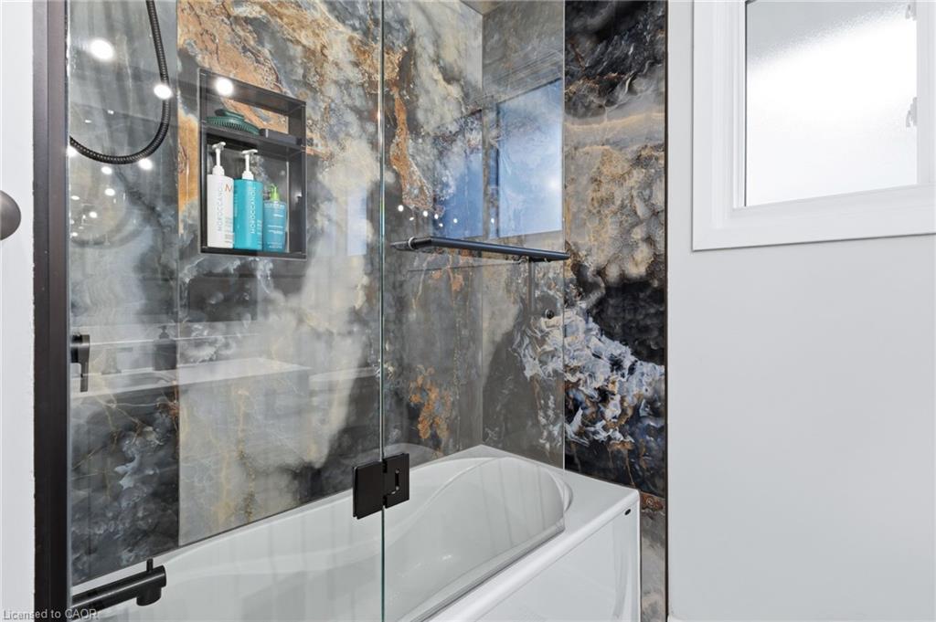 27 Blenheim Drive Property Photo 17