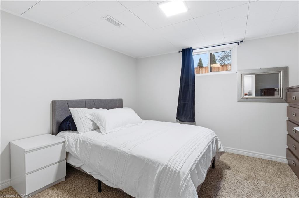 27 Blenheim Drive Property Photo 28