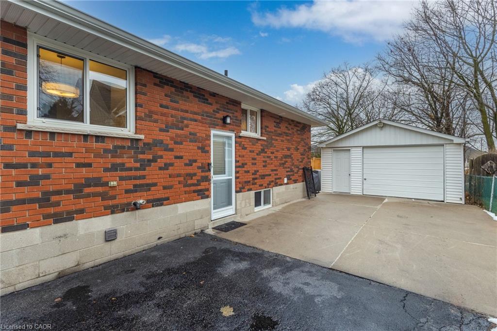 27 Blenheim Drive Property Photo 34