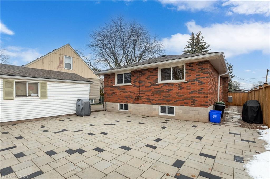 27 Blenheim Drive Property Photo 38