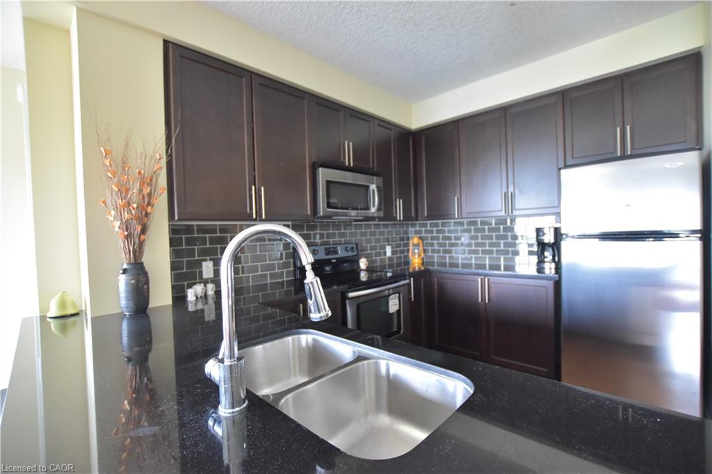 805-170 Water Street N Property Photo 20