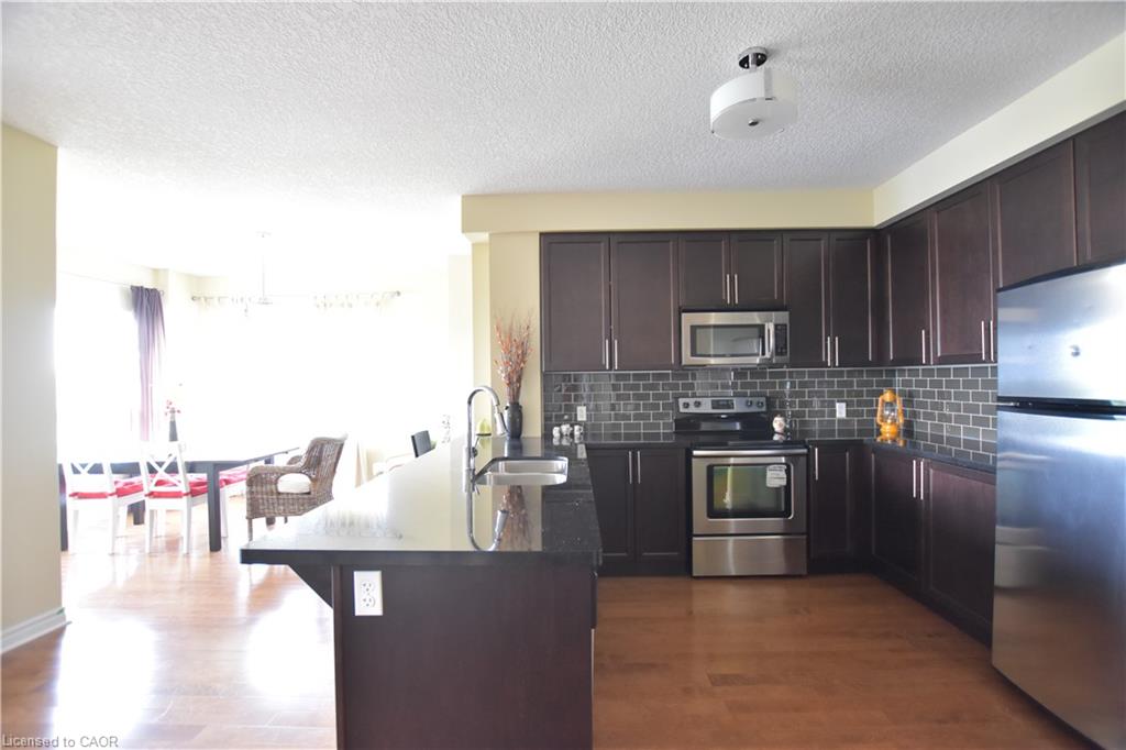 805-170 Water Street N Property Photo 23