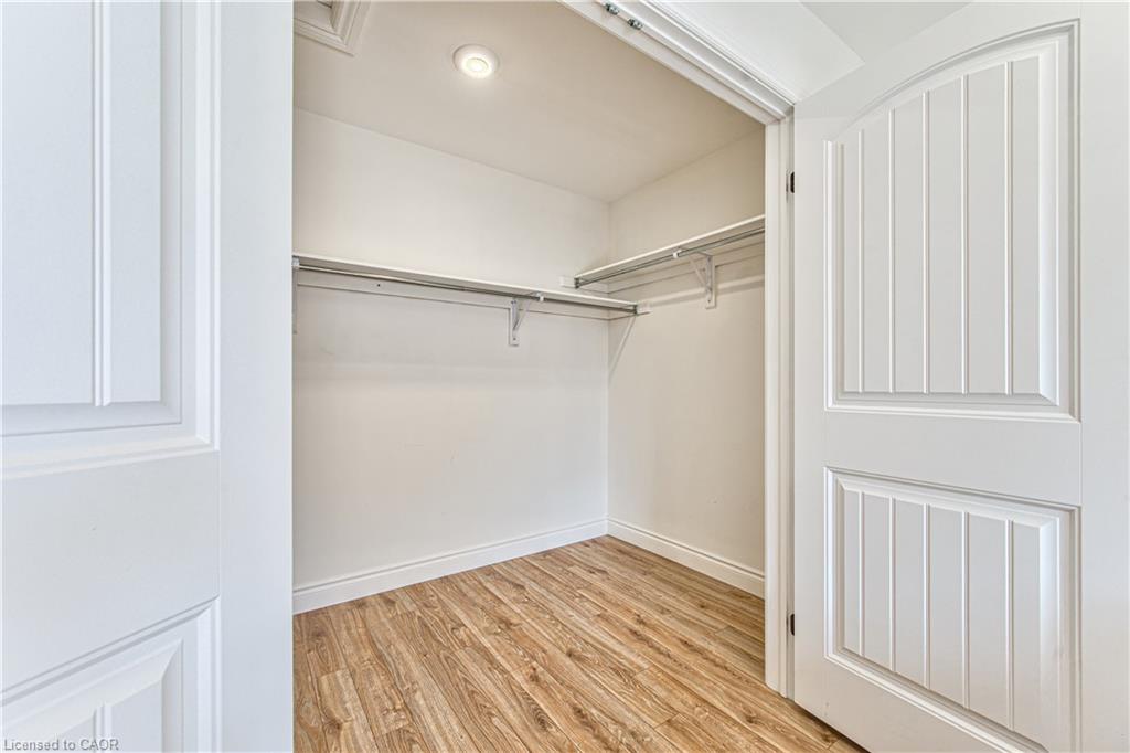 B306-112 Union Street E Property Photo 10