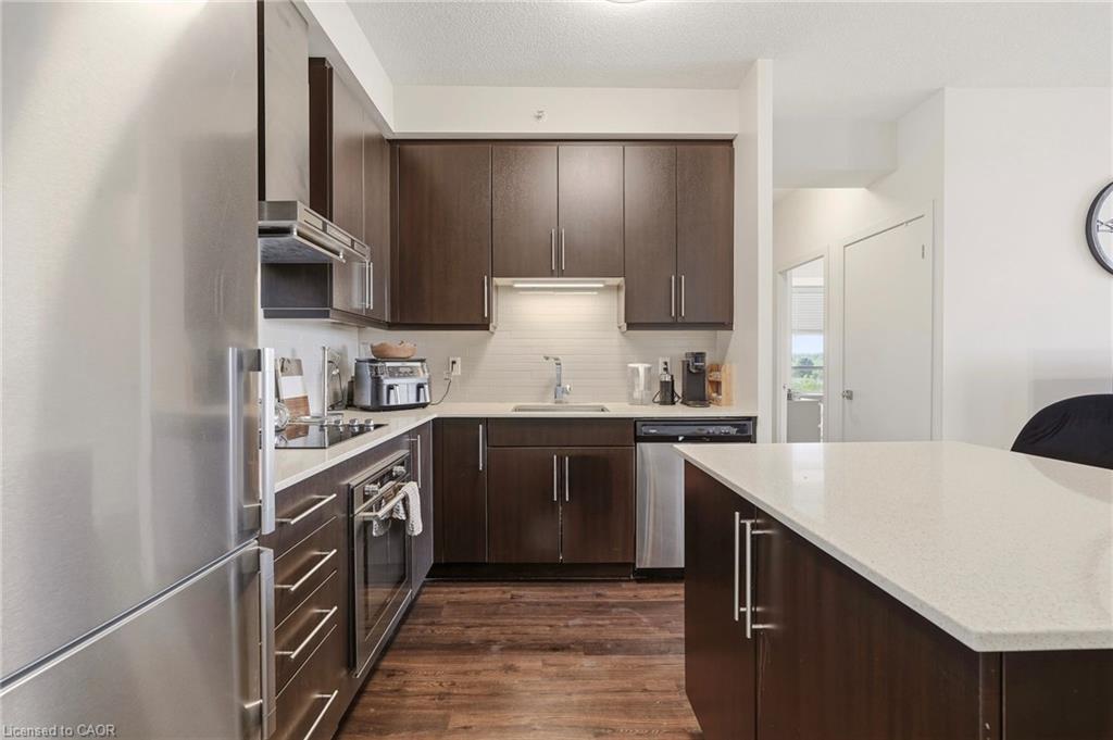 602-2093 Fairview Street Property Photo 3