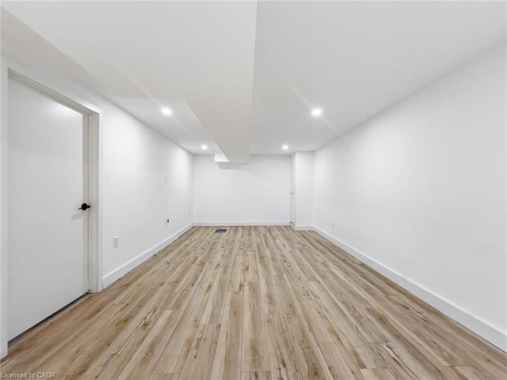 220 Cairn Street Property Photo 32