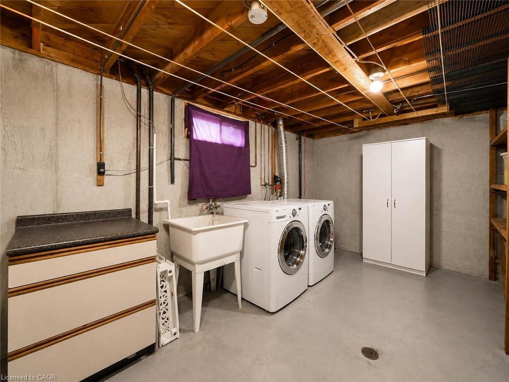 220 Cairn Street Property Photo 40