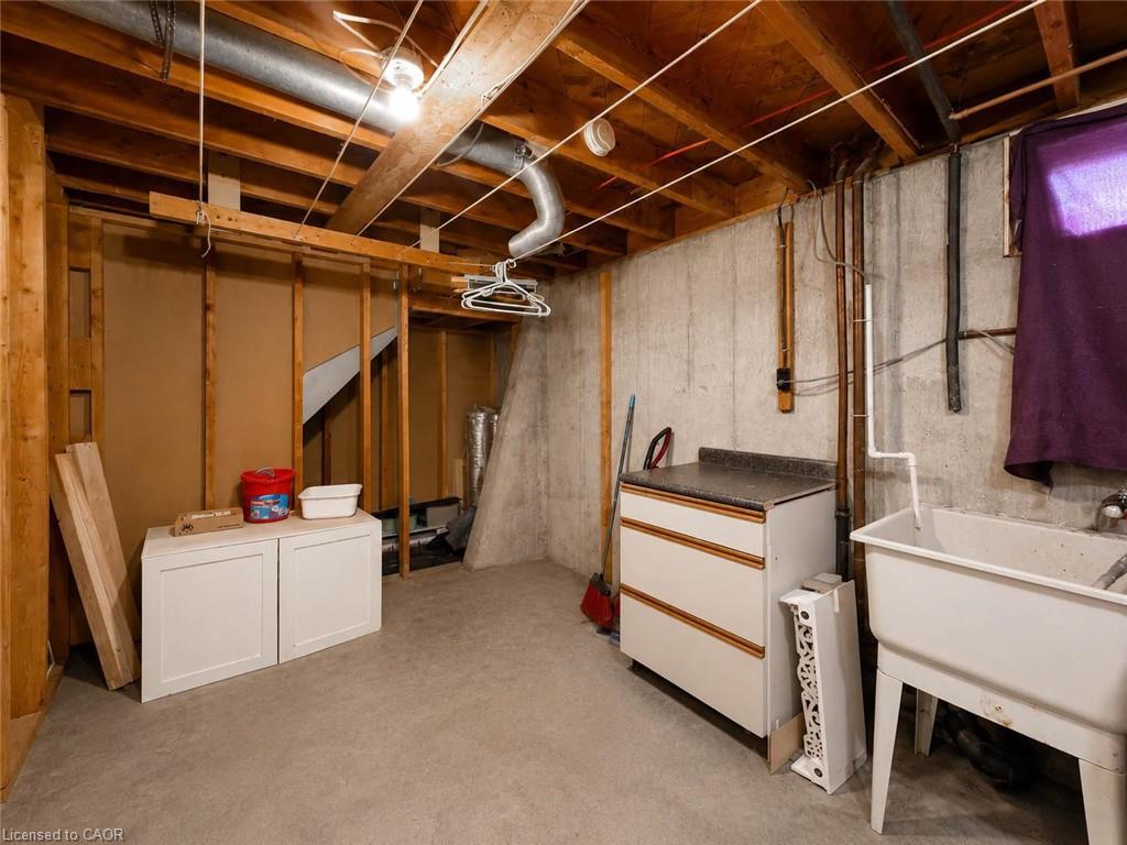 220 Cairn Street Property Photo 41