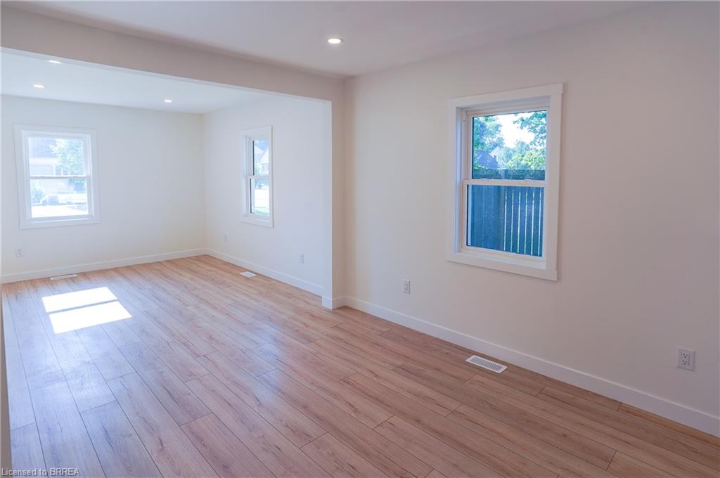 4 John Street Property Photo 16