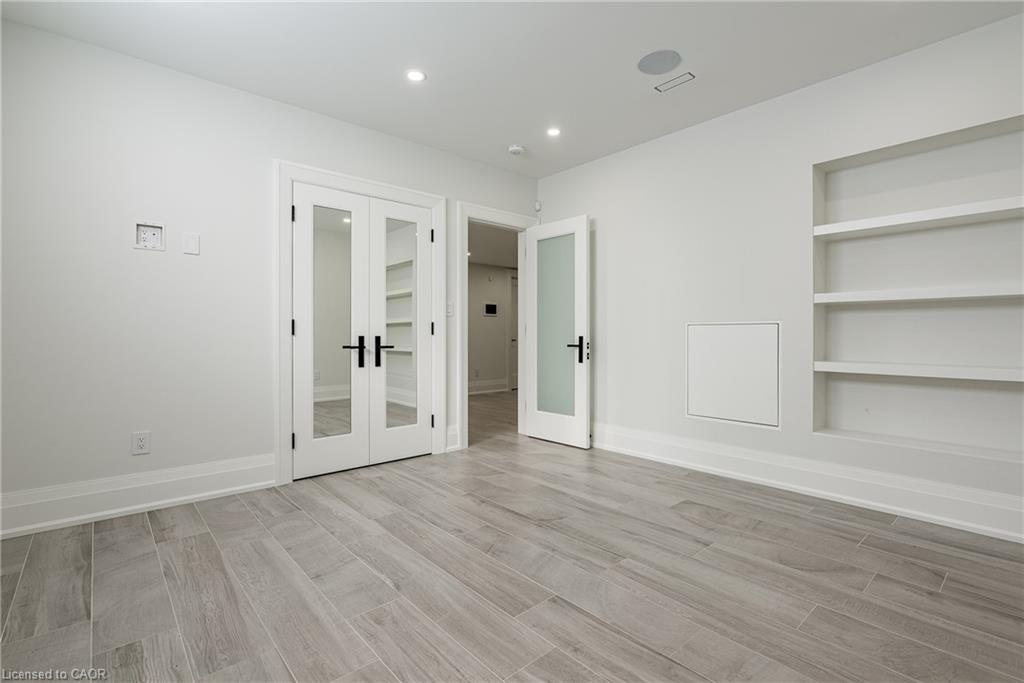 481 Chartwell Road Property Photo 43