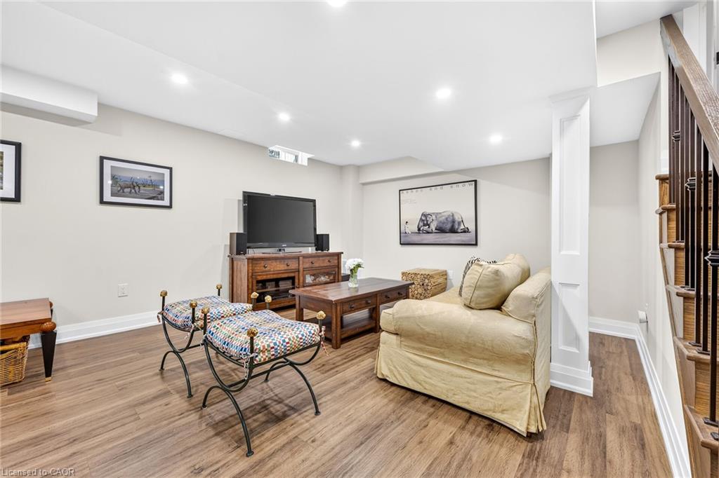 12 Fiddlehead Crescent Property Photo 34
