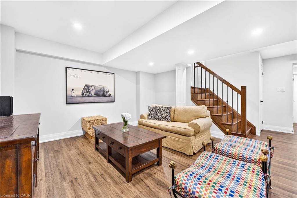 12 Fiddlehead Crescent Property Photo 35