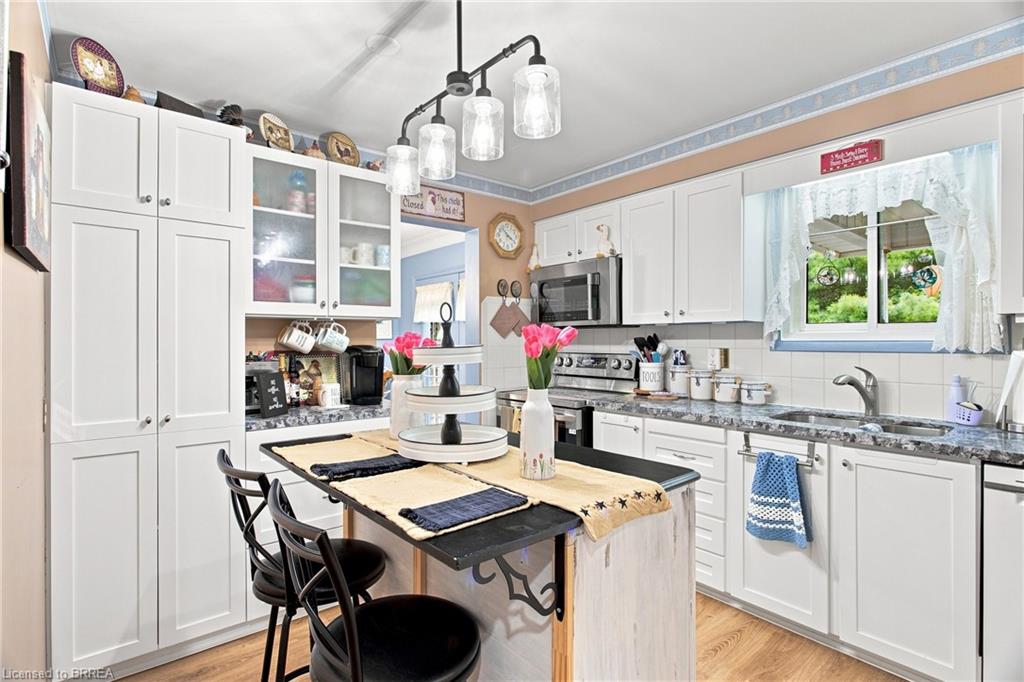 4 Judy Avenue Property Photo 17