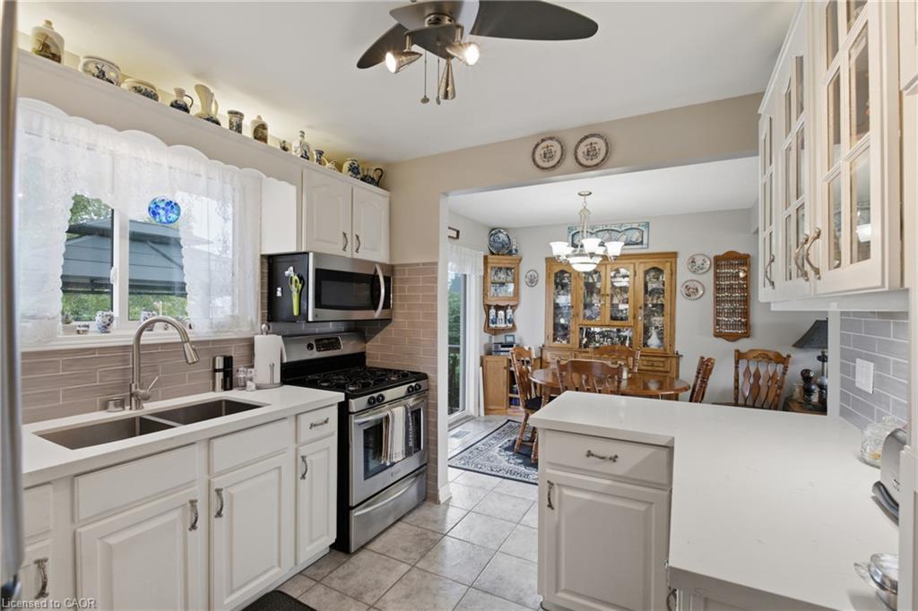 6453 Townline Road Property Photo 15