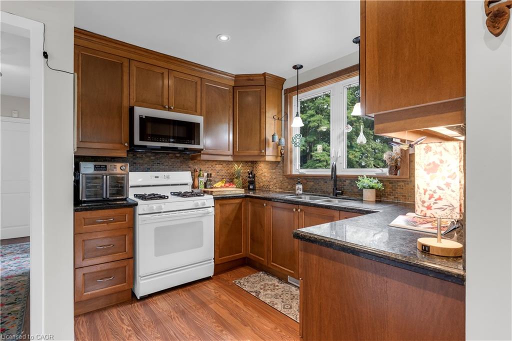 1065 Woodburn Road Property Photo 12