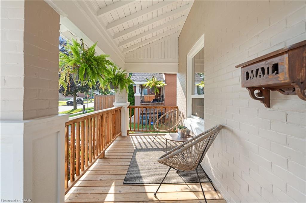 80 Sarah Street Property Photo 4