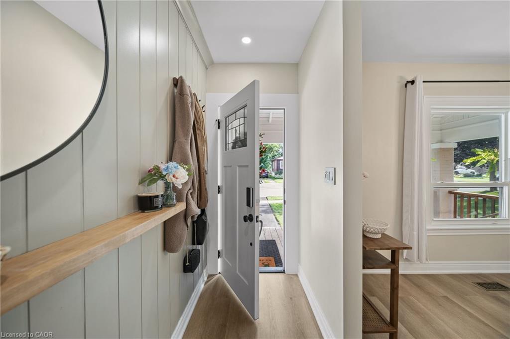 80 Sarah Street Property Photo 6