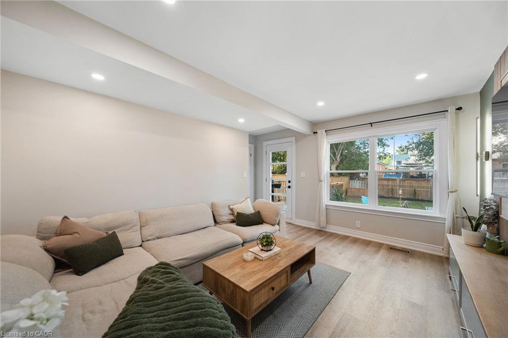 80 Sarah Street Property Photo 16