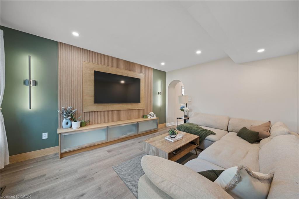 80 Sarah Street Property Photo 17