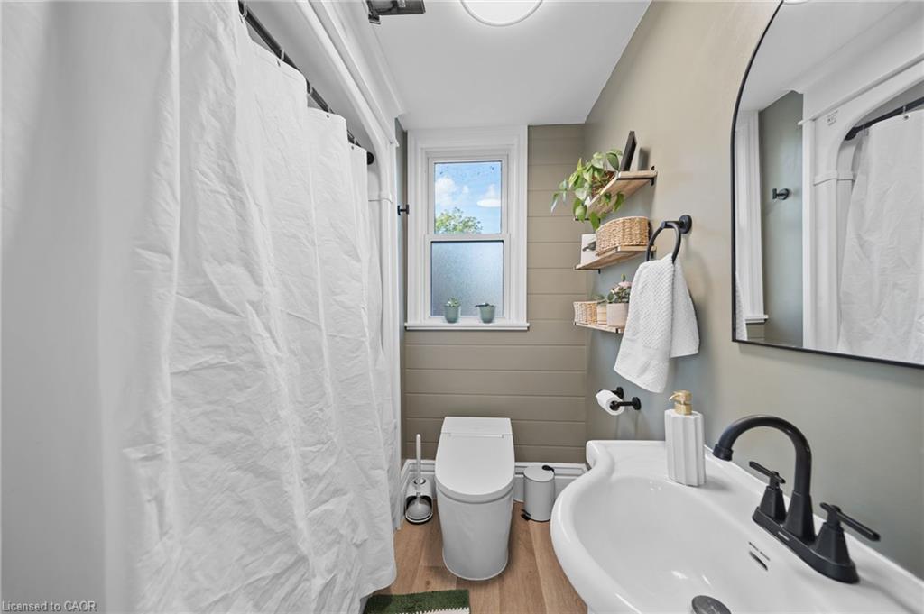 80 Sarah Street Property Photo 25