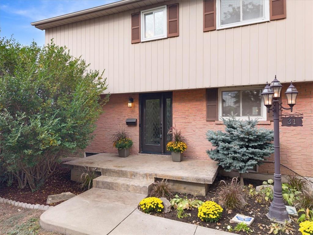 31 Berrisfield Crescent