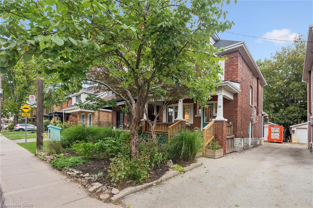 58 Balmoral Avenue N Property Photo 4