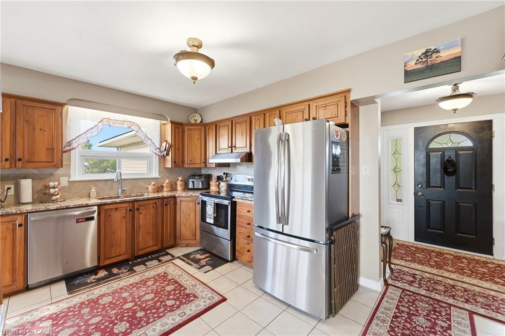 4276 Westbrook Road Property Photo 8