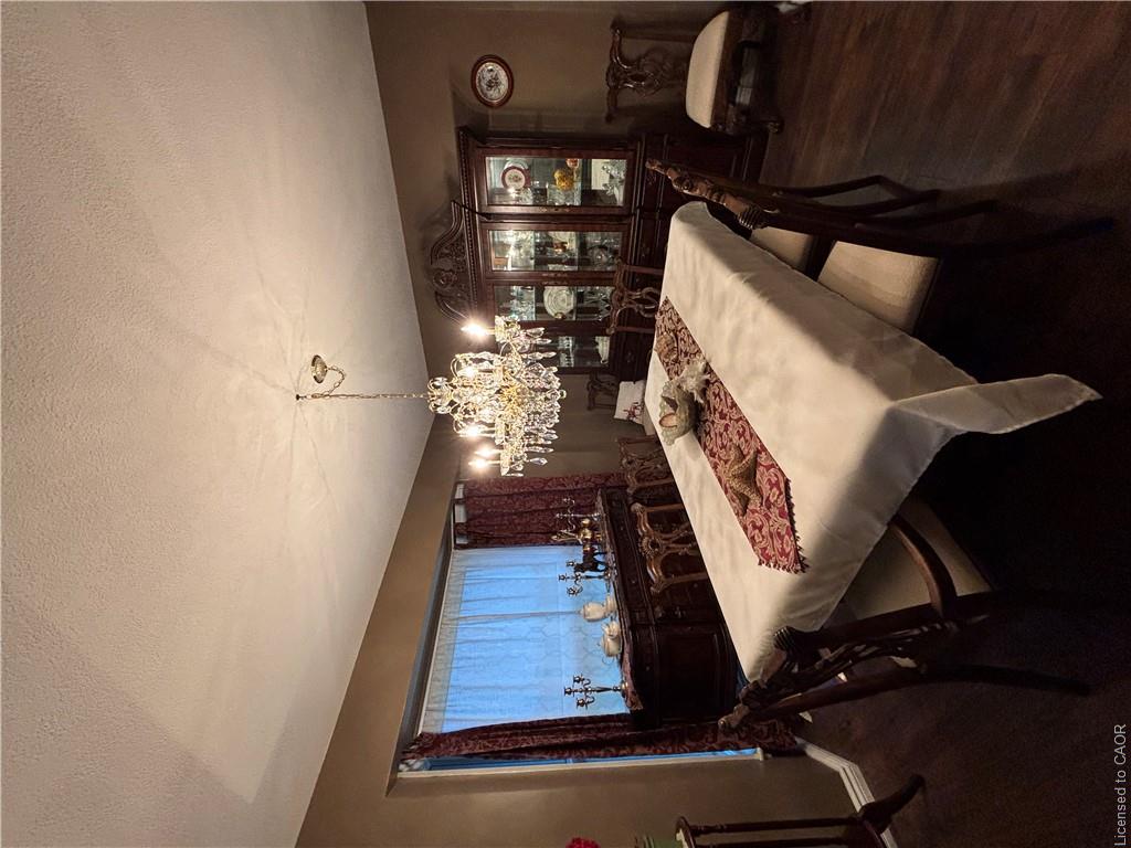 4276 Westbrook Road Property Photo 11