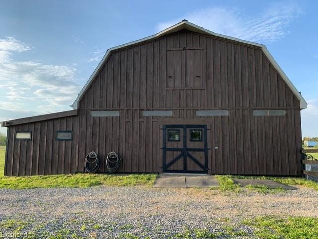 4276 Westbrook Road Property Photo 32