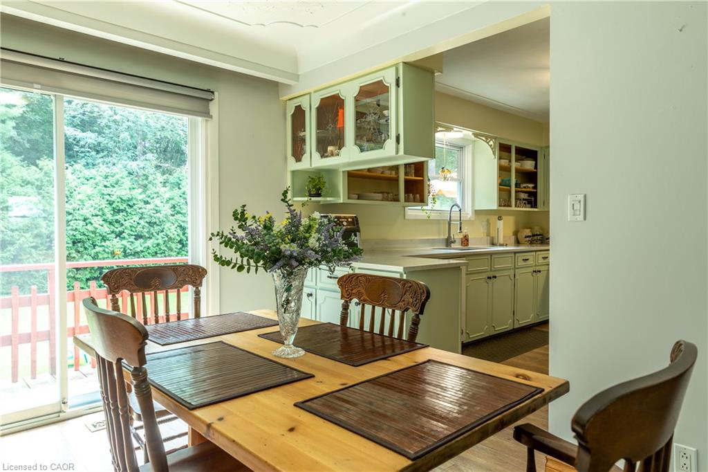 1064 Vittoria Road Property Photo 13