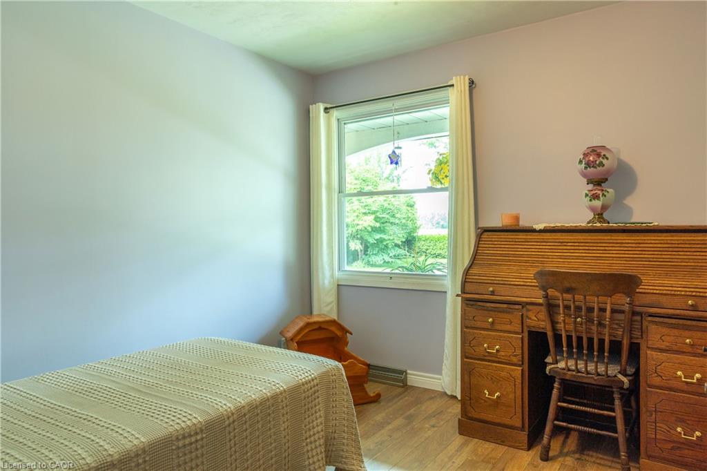 1064 Vittoria Road Property Photo 21