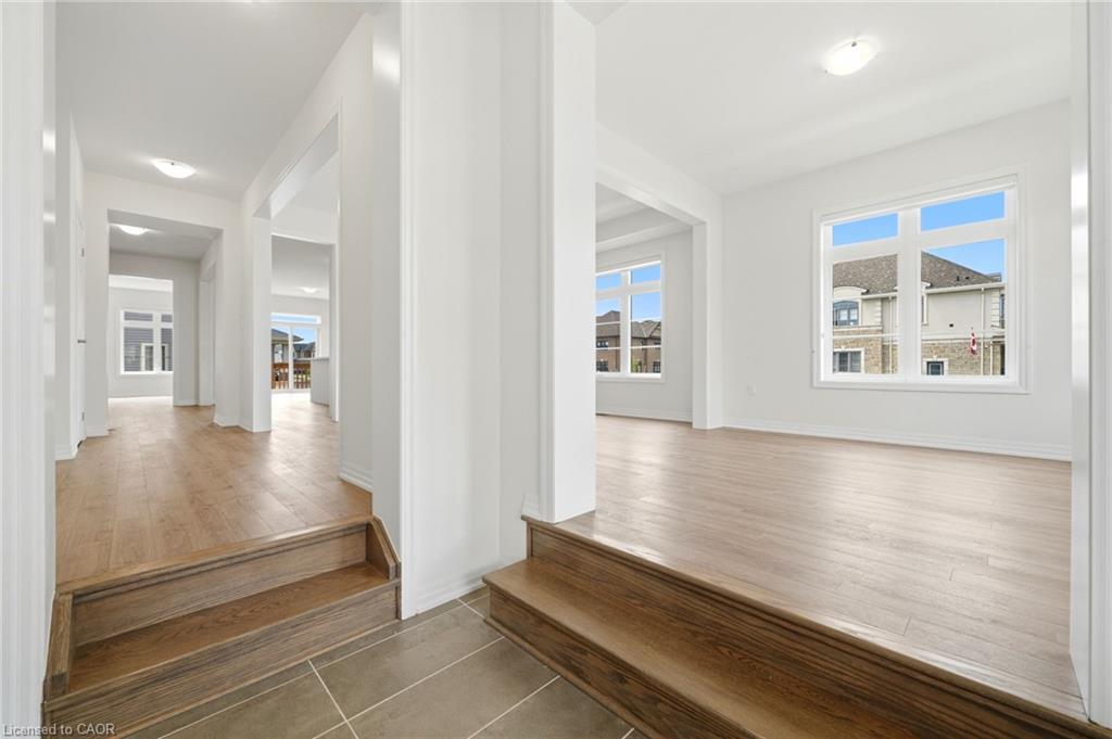 2 George Ellis Drive Property Photo 8