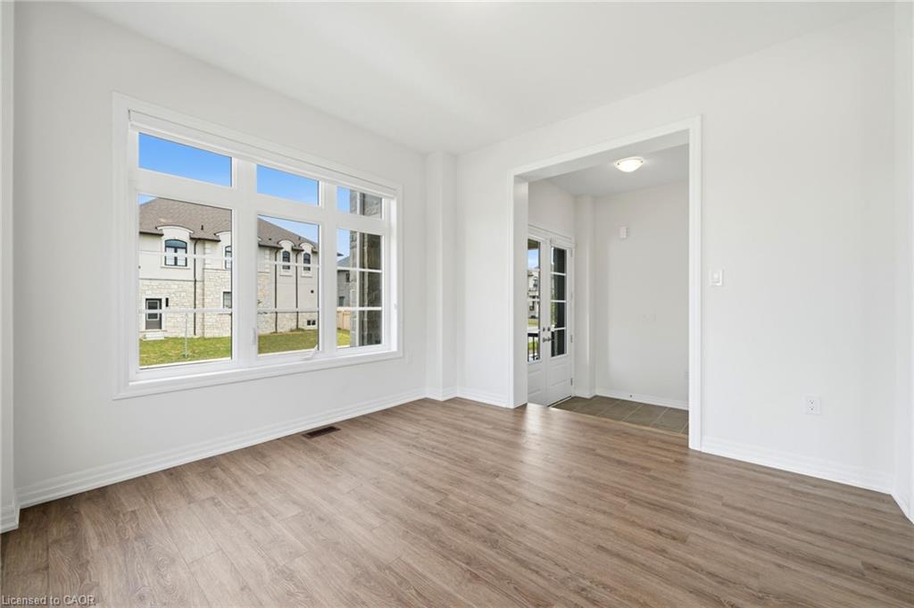 2 George Ellis Drive Property Photo 9