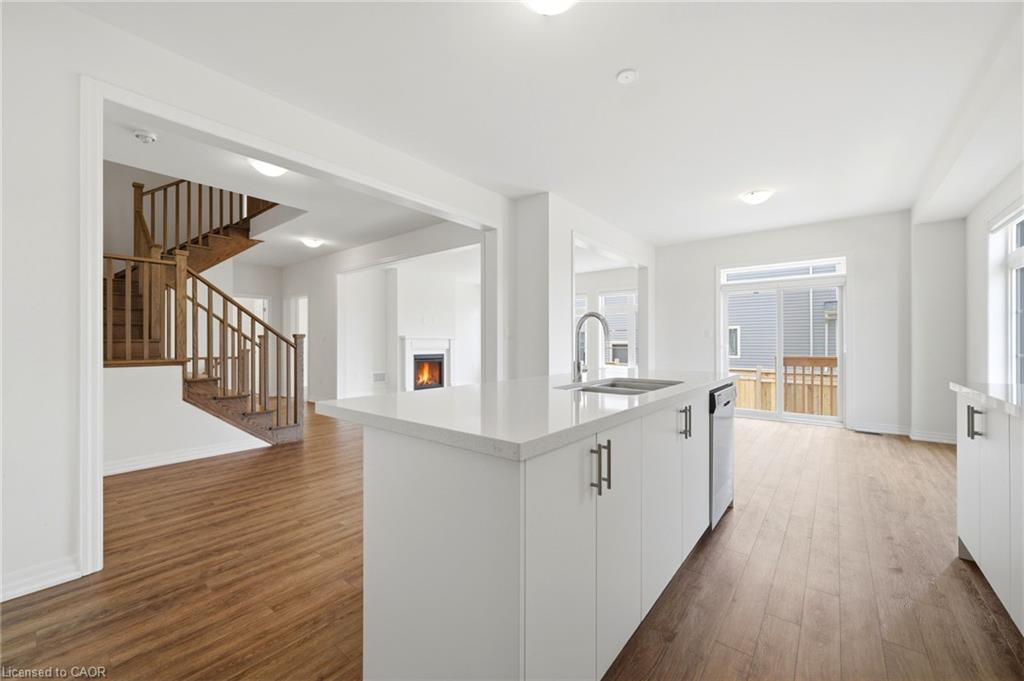 2 George Ellis Drive Property Photo 11