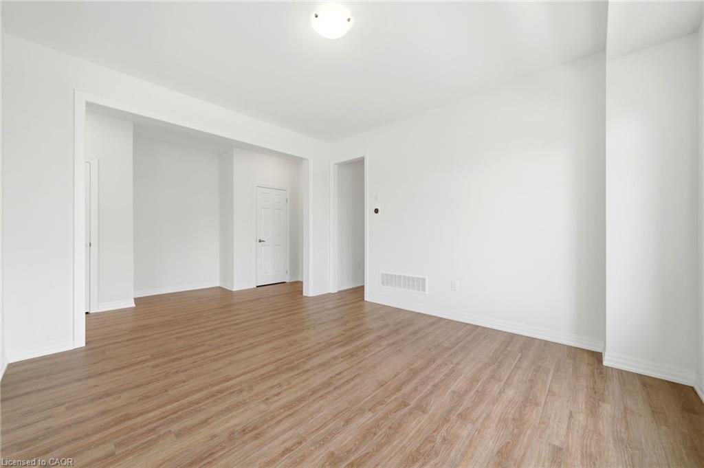 2 George Ellis Drive Property Photo 17