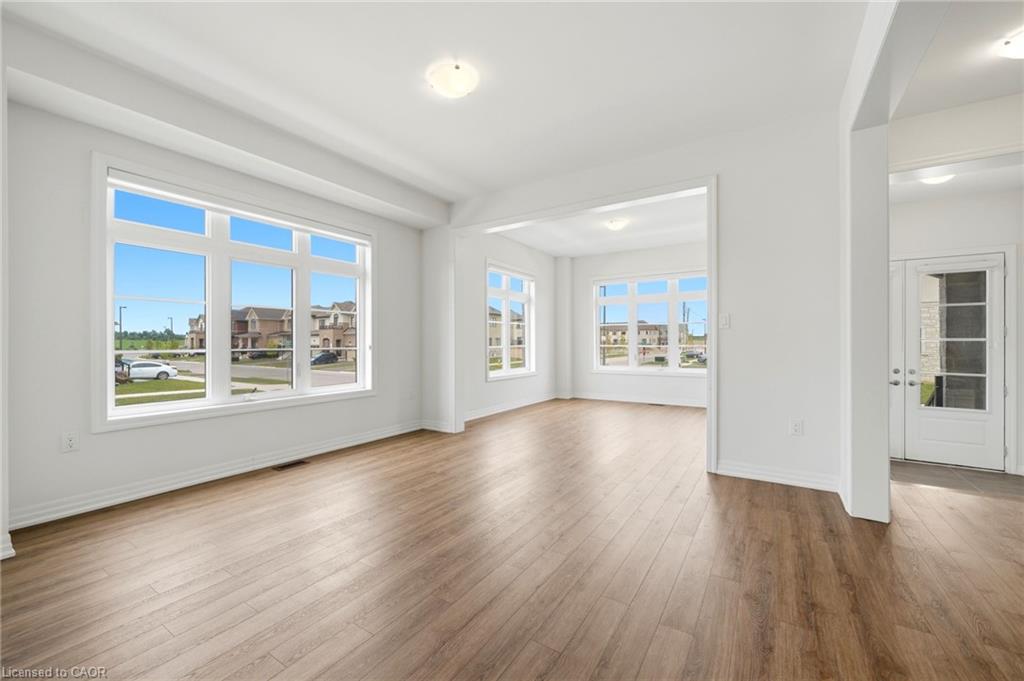 2 George Ellis Drive Property Photo 18