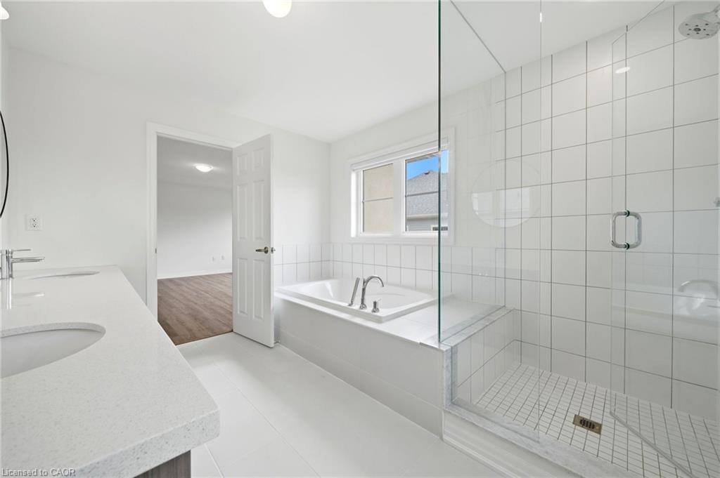 2 George Ellis Drive Property Photo 31