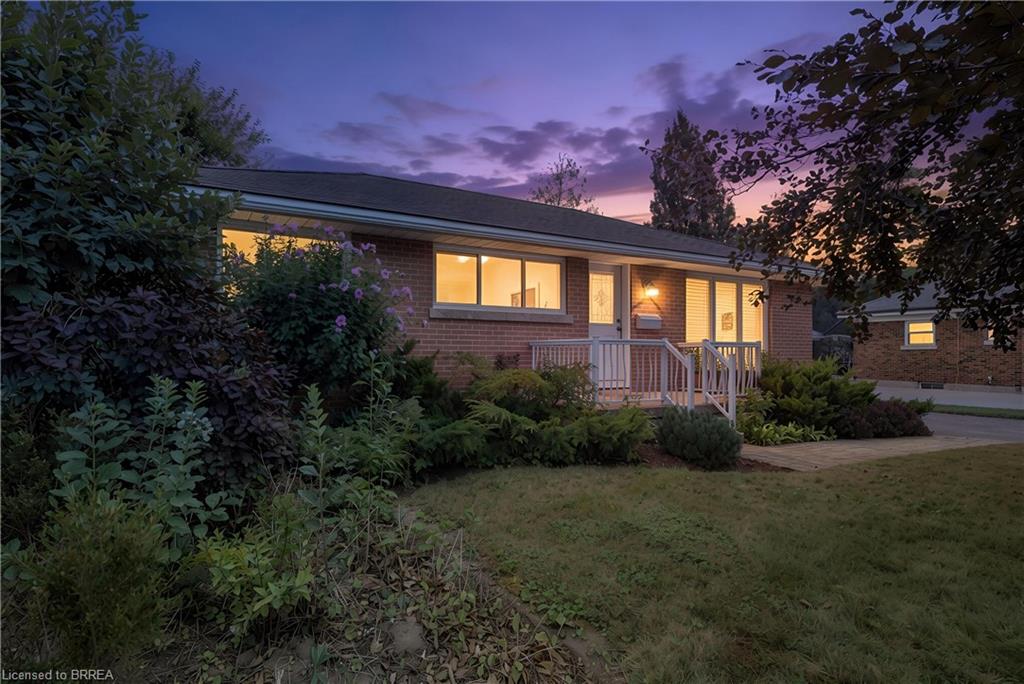 25 Wayne Drive Property Photo 1