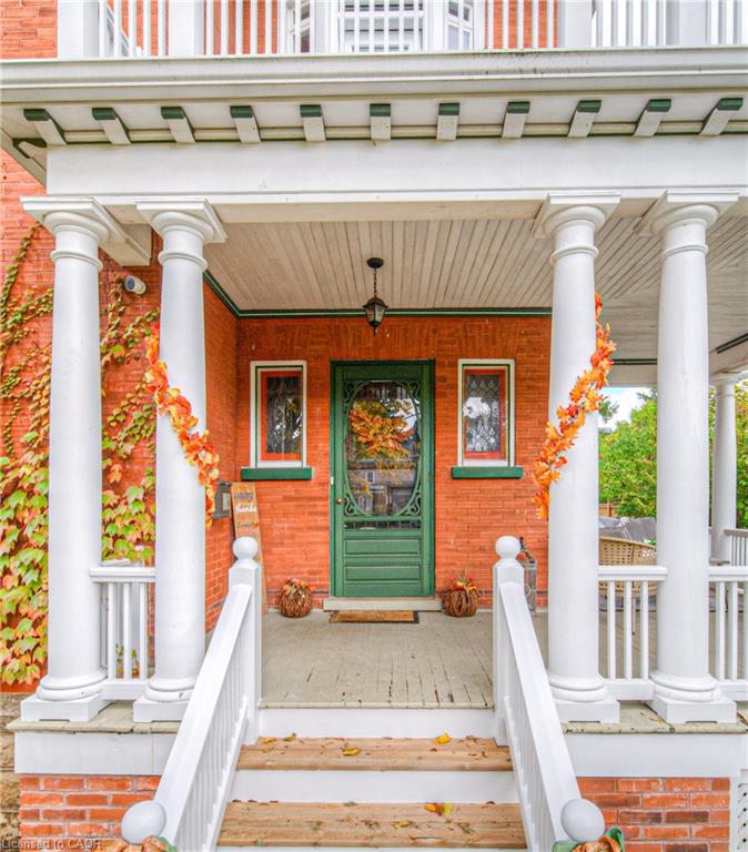 543 Queenston Road Property Photo 2