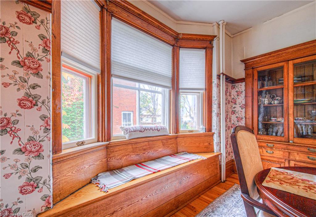 543 Queenston Road Property Photo 11